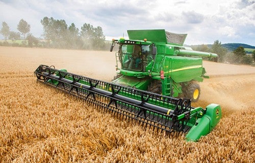 2017 John Deere T670 Combine Updated Preview | Tractor News