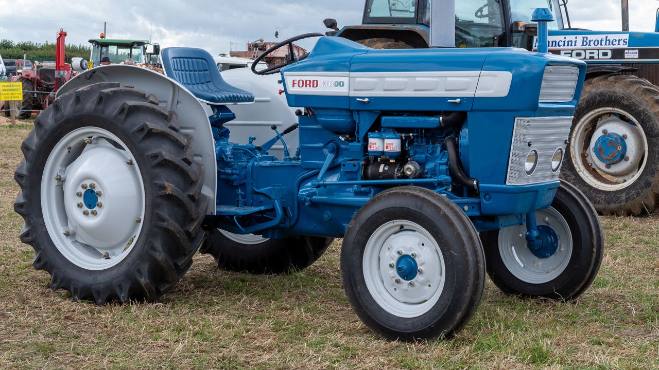 projector Startpunt Kikker How To Maintain a Ford 2000 Tractor | Tractor News